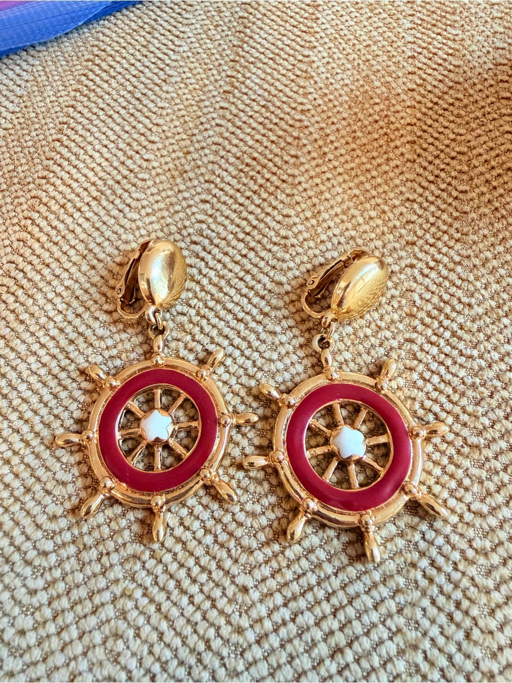 Vintage Avon “ship to shore” clip earrings